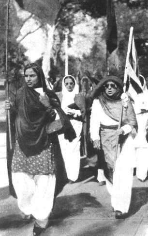The women of the Punjab organized themeselve in every nook and corner against the Khizar Government.